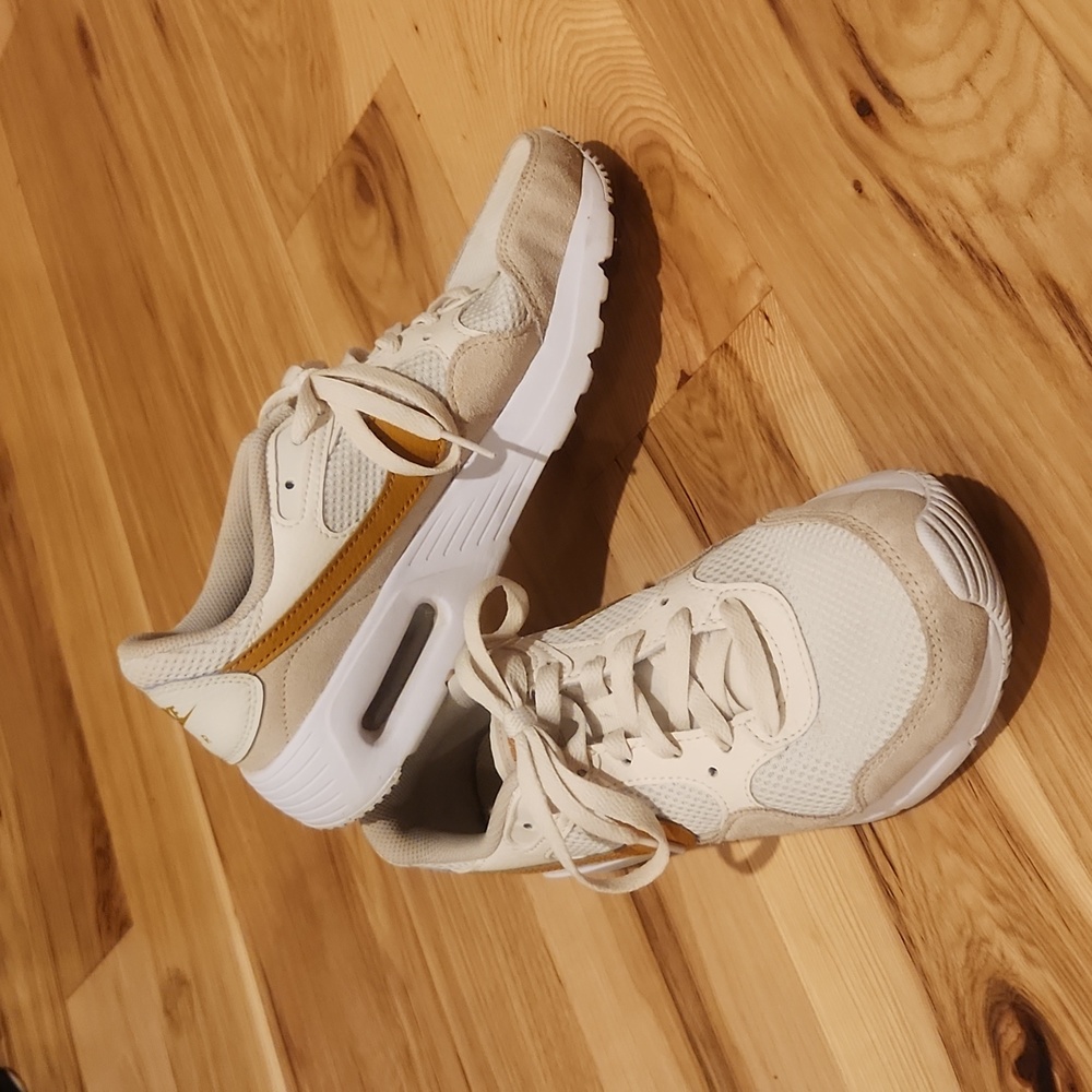 Womens Nike Air max SC running shoes